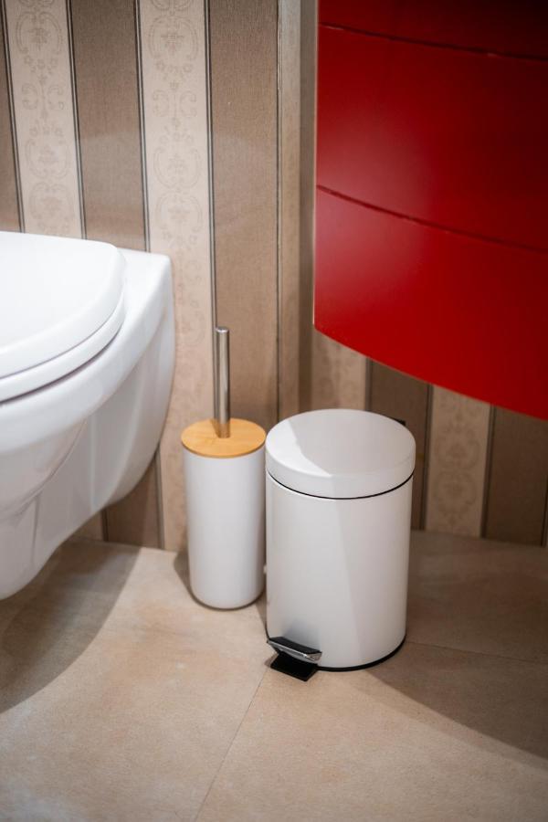 Xo Panoramic Apartment L Jacuzzi L オラデア エクステリア 写真